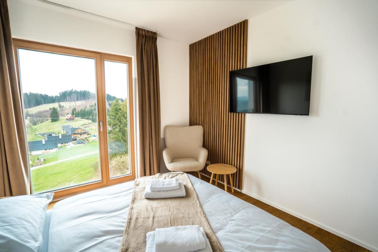 Family Apartment Kubinska Hola Dolny Kubin Dış mekan fotoğraf
