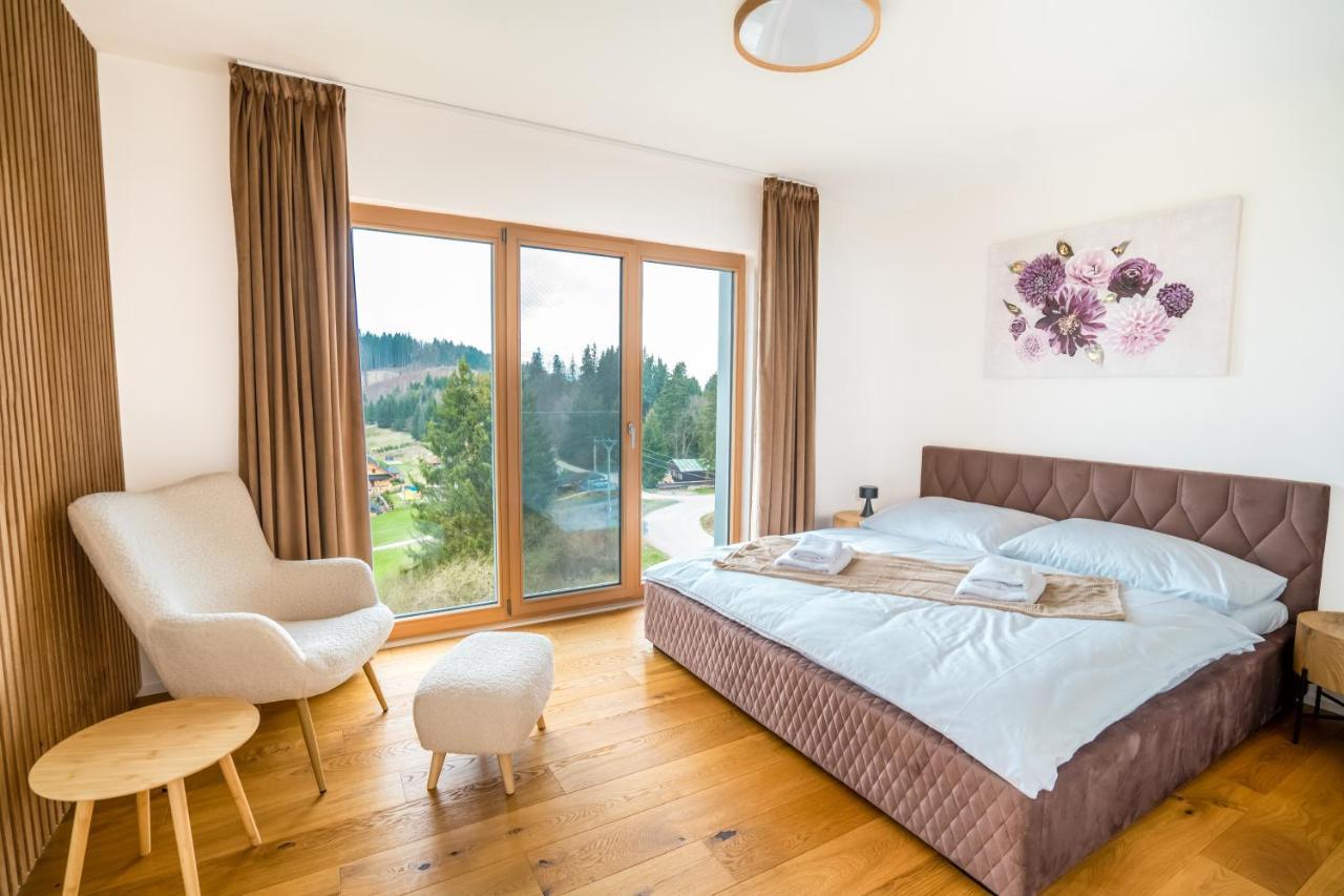 Family Apartment Kubinska Hola Dolny Kubin Dış mekan fotoğraf